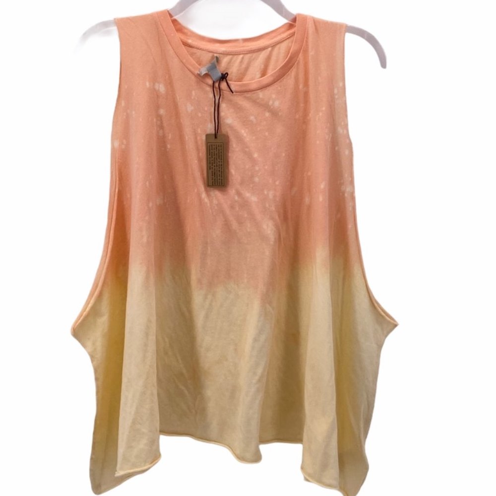 NWT U.O. TIE DYE OVERSIZED CREW NECK MUSCLE TEE